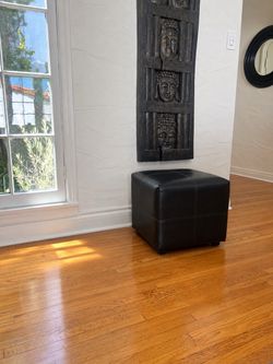 Single Ottoman!