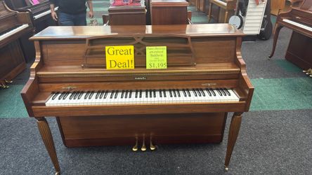 Baldwin piano With Delivery