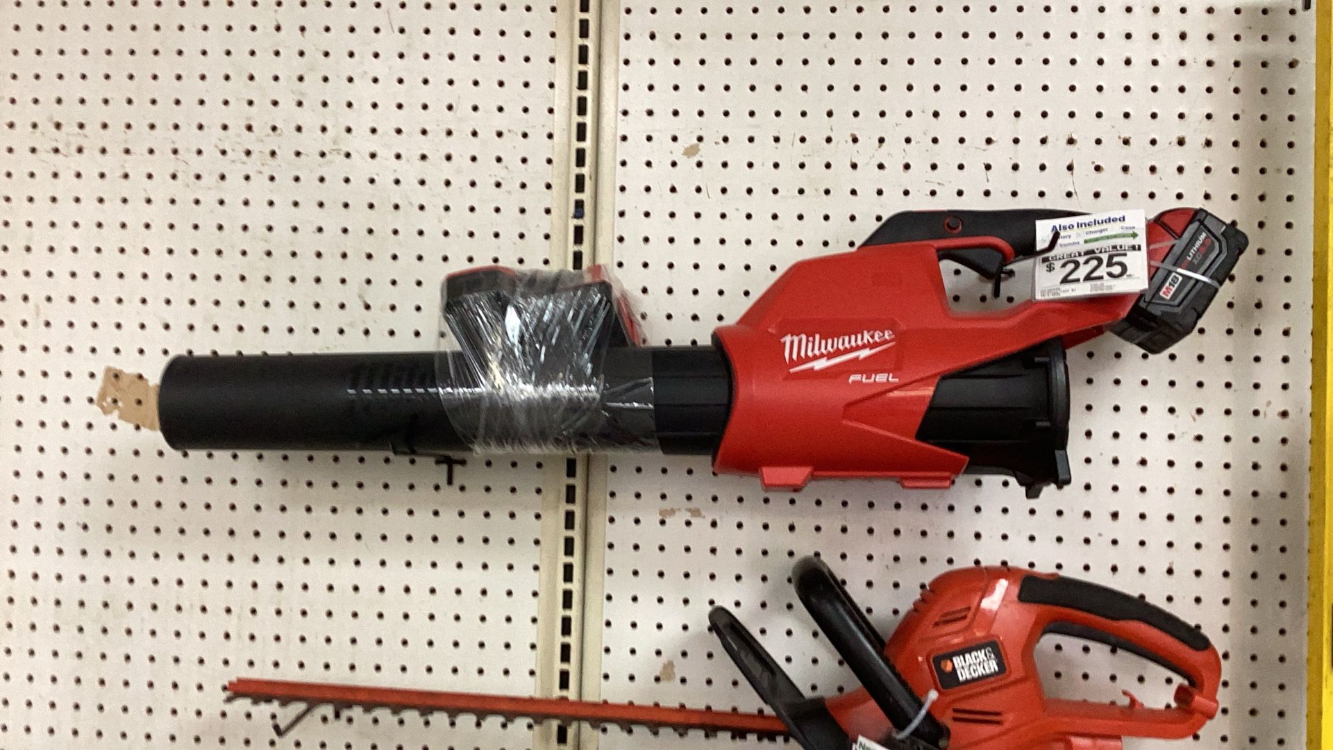 Milwaukee Cordless Leaf Blower