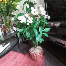 Fresh & Fluffy Floral Artificial Tree