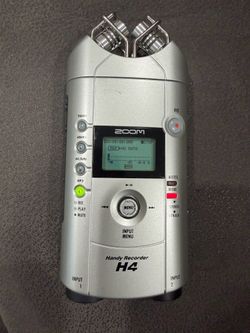 ZOOM H4 Handy Recorder