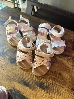 Size 6 And 1 Pair Of Size 5 Toddler Sandels