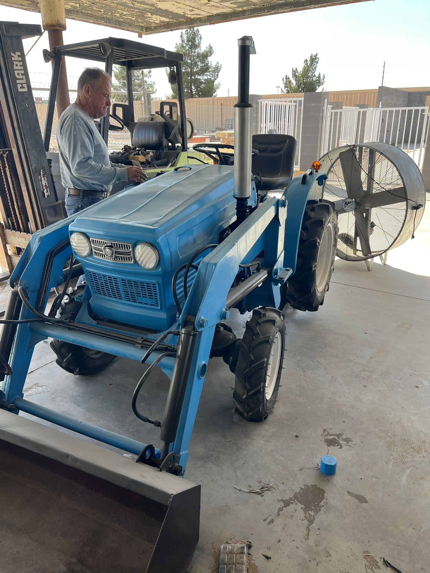 Tractor