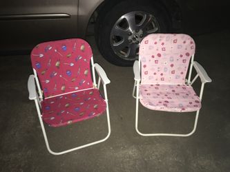 Two kids folding Chairs bow for $15