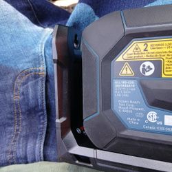 Self leveling Laser for multiple Work uses