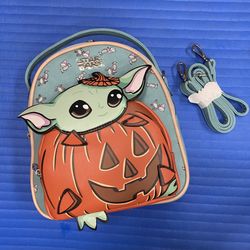 Bioworld (similar to Loungefly) Star Wars Mandalorian, Dimensional Baby Yoda/ Grogu dressed as Halloween Pumpkin Mini Backpack - NWT 