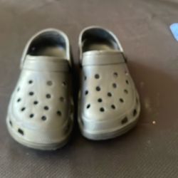 Kids Crocs - Like New!!Size 11/12
