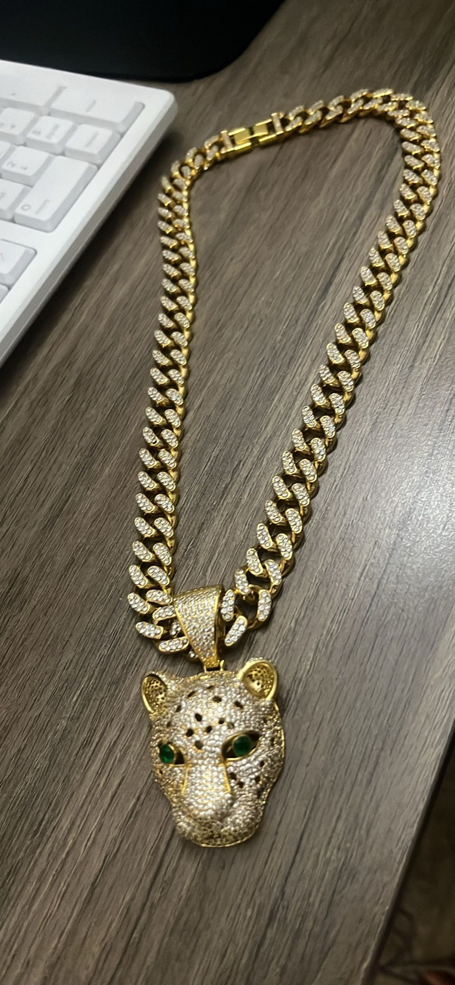 Panther Charm And Necklace Gold Chaped