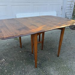 Paul McCobb/Planner Group-style Midcentury Drop-Leaf hardwood dining table 