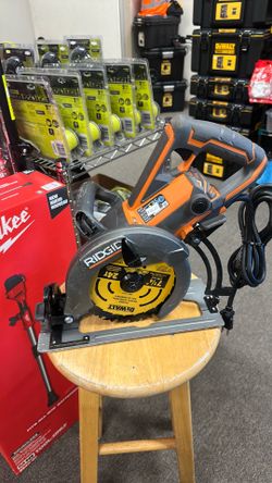 RIDGID THRUCOOL 15 Amp 7-1/4 in. Worm Drive Circular Saw