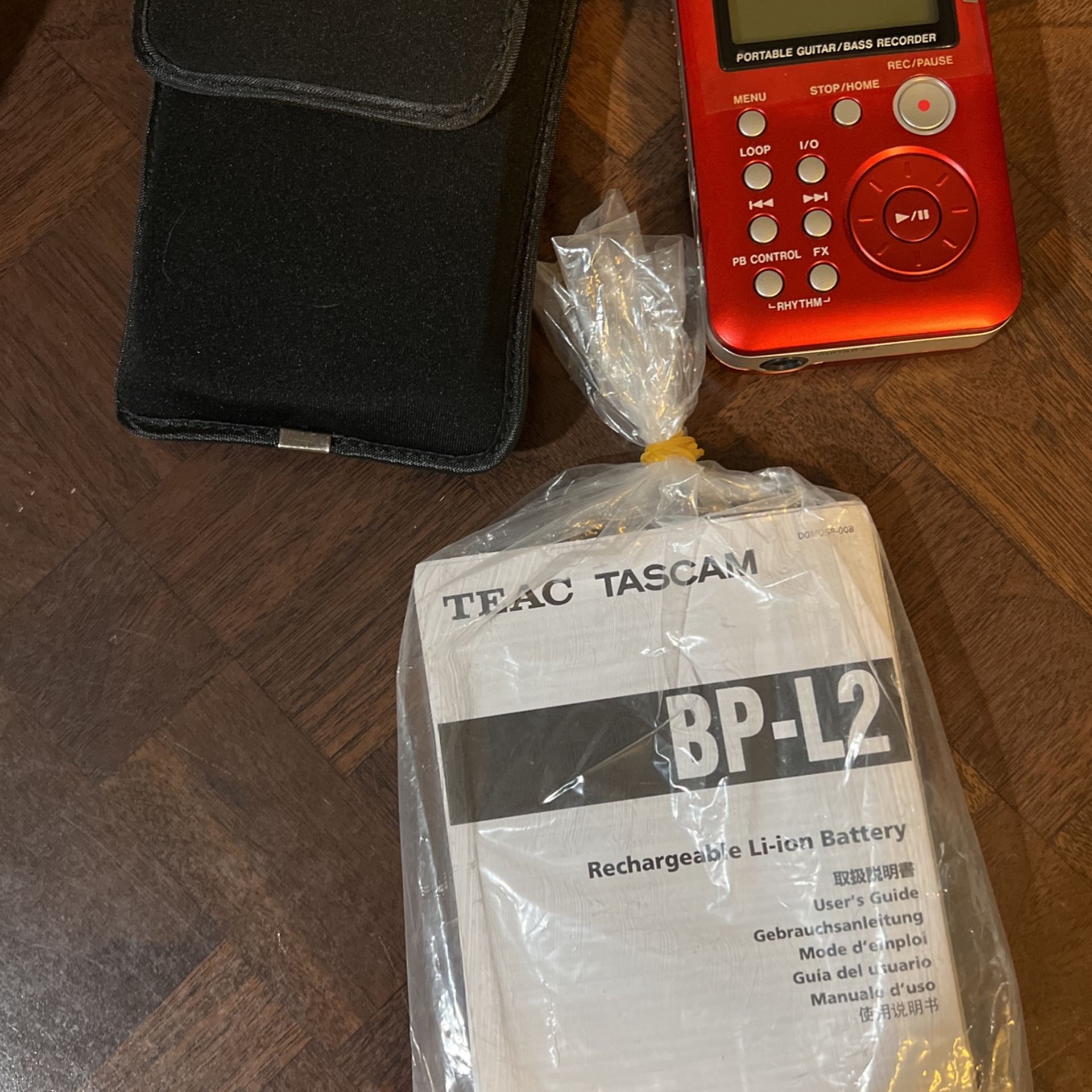 Tascam GT-R1 Portable Guitar/Bass Recorder 