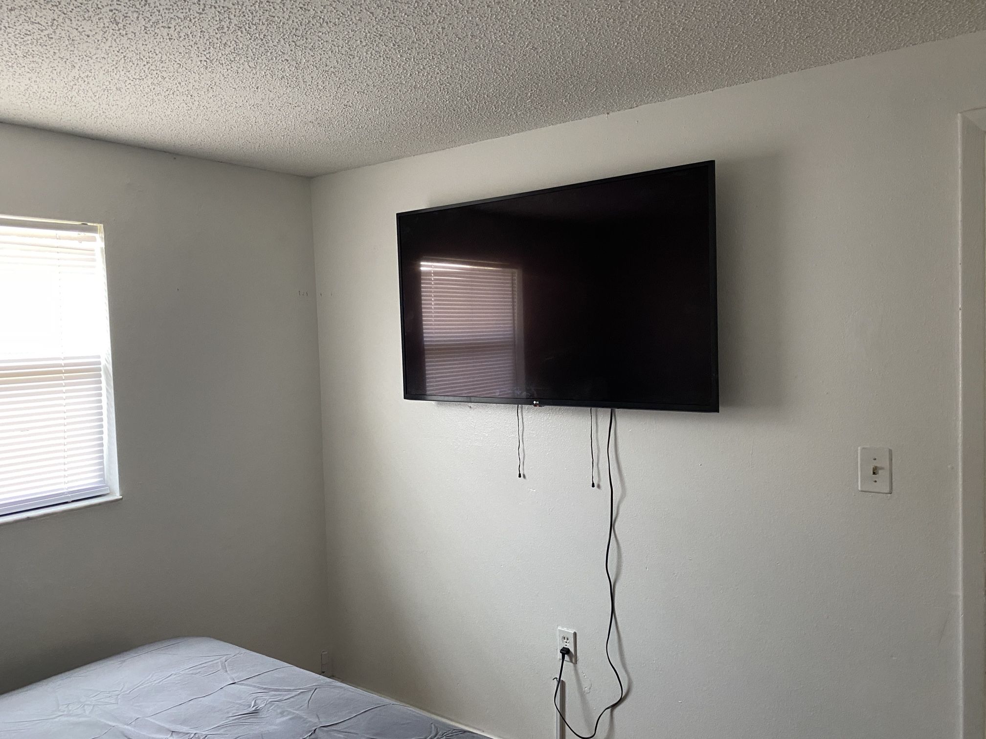 55’ LG TV (not smart)