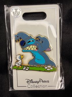 Disney Parks Stitch Pin Trading