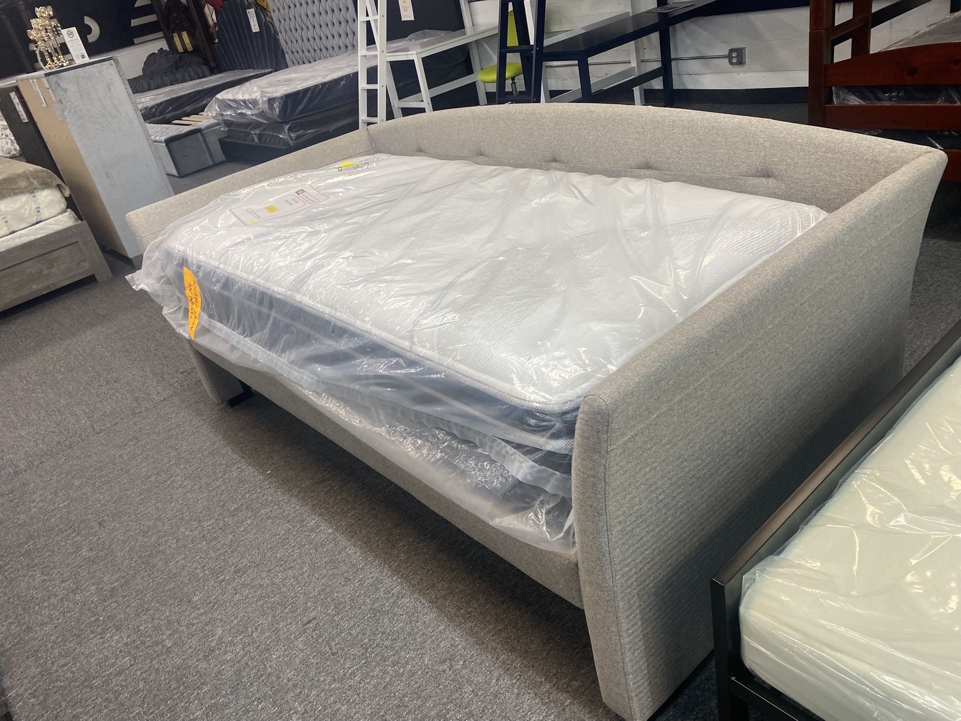 Twin Size Day Bed $149