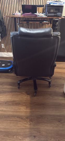Executive Office Chair