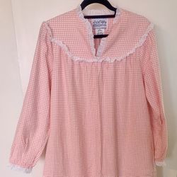 Lanz of Salzburg Classic Peach gingham nightgown Size L