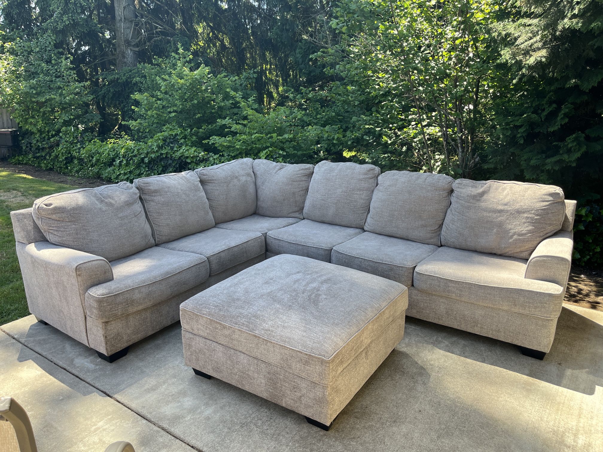 Sectional Couch Sofa Free Delivery! for Sale in Vancouver, WA OfferUp