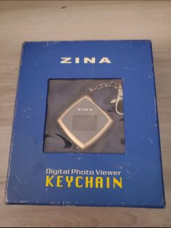 Digital Photo Viewer Keychain