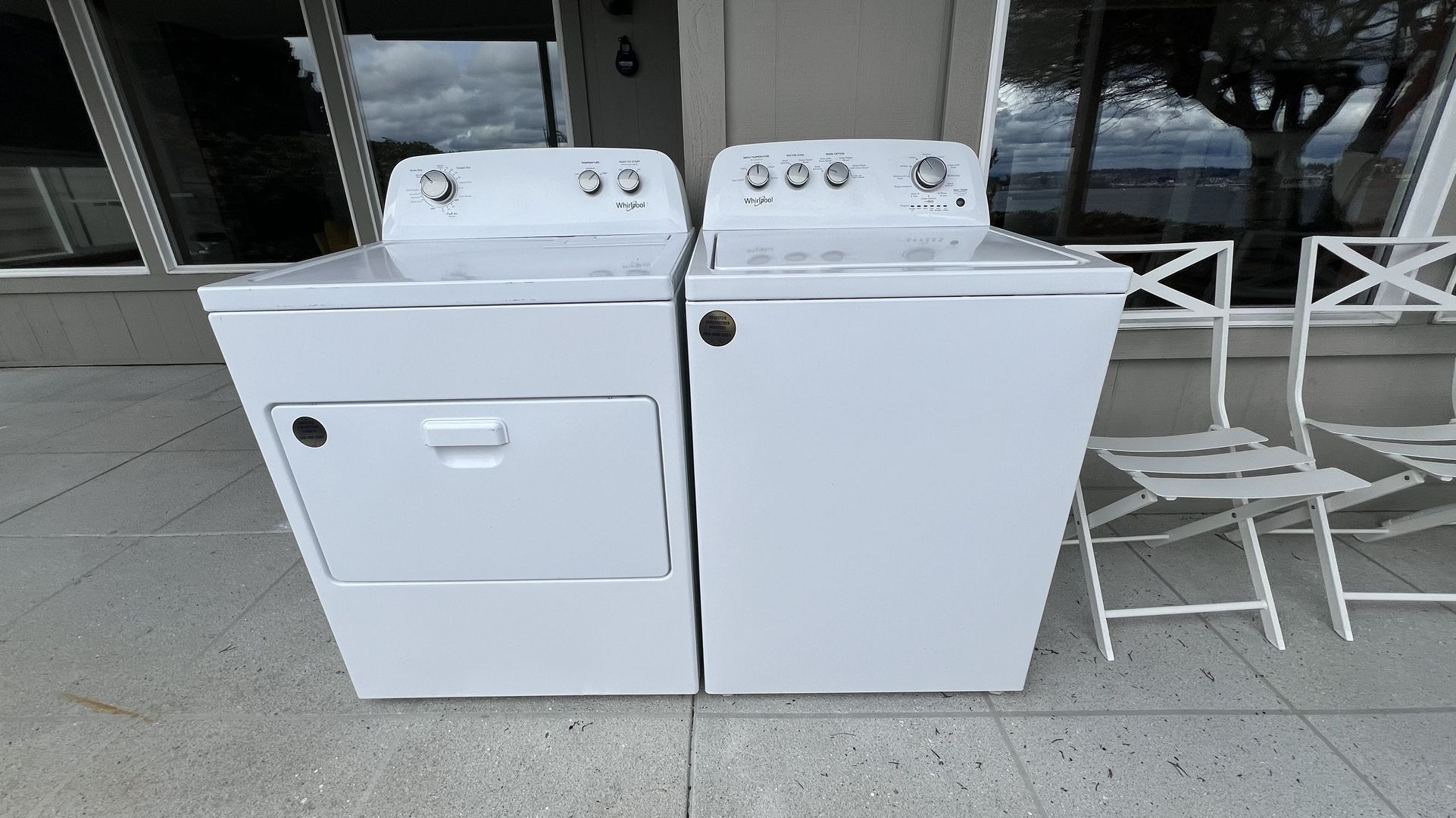Washer and dryer Combo