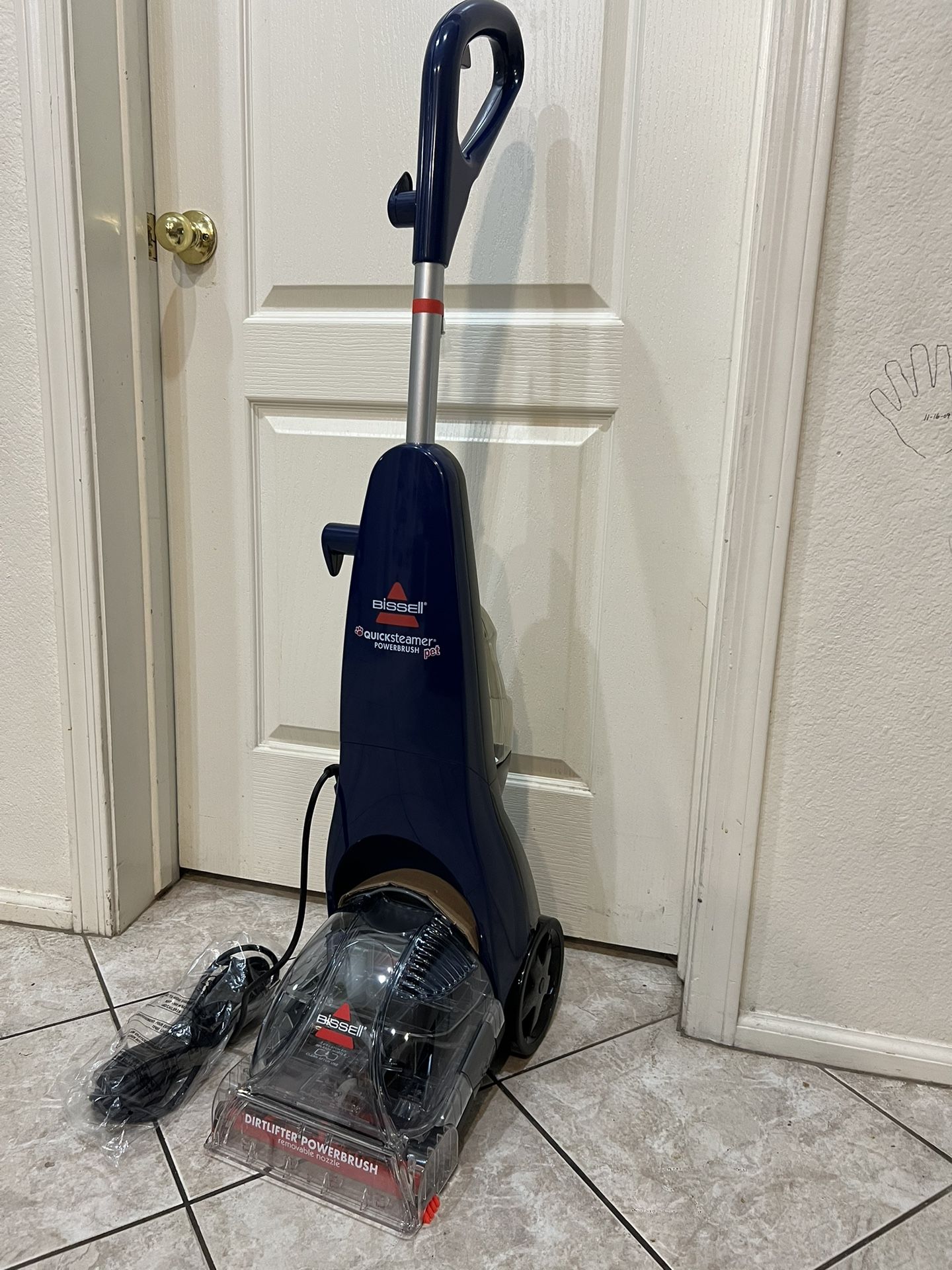 Bissell QuickSteamer Powerbrush Pet Carpet Cleaner