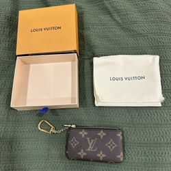 Louis Vuitton Clip Pouch