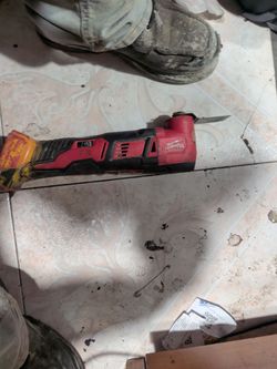 Milwaukee multi tool  m18