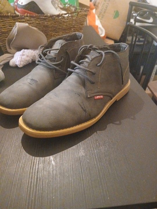Levis Shoes