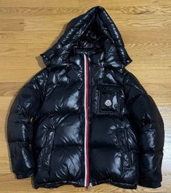 Moncler Montbeliard Short Down Jacket XL