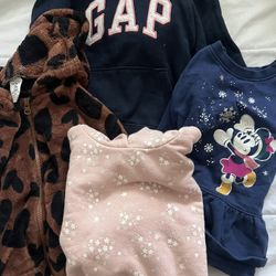 3T Sweaters GAP carter’s