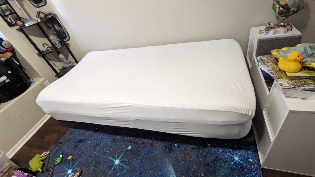 AmeriSleep Adjustable Bed and Frame