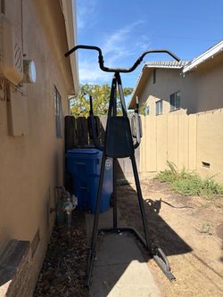 Pull-up/dip machine