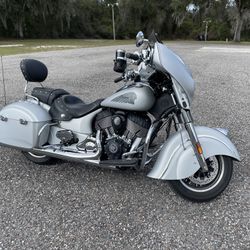 2018 Indian Chieftain Classic Motorcycle