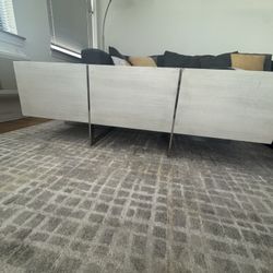 Modern White Coffee Table With Silver Metal Legs 