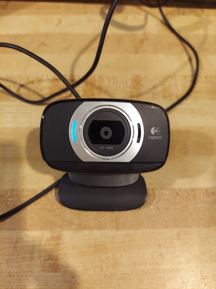 LOGITECH C615 HD 1080P PORTABLE WEB CAM SWIVELS 360° MICROPHONE FOLD & GO DESIGN MODEL V-U0027.