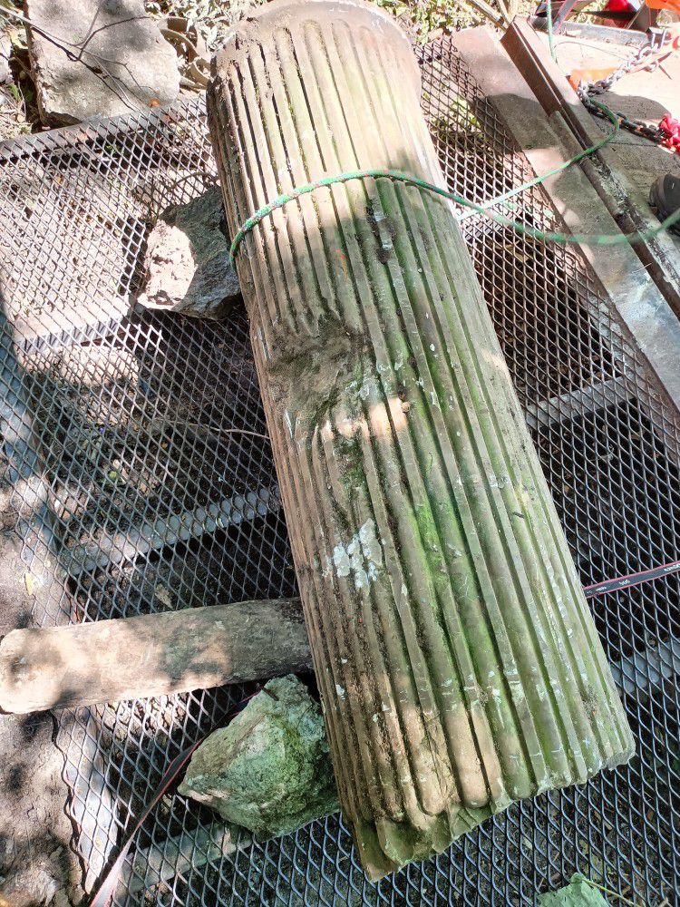Lime Stone Columns 