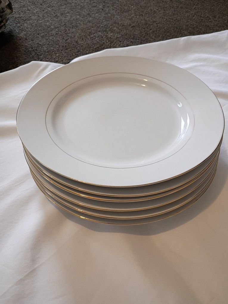 Gibson Gold Trim Dinner Plates Set Of 10