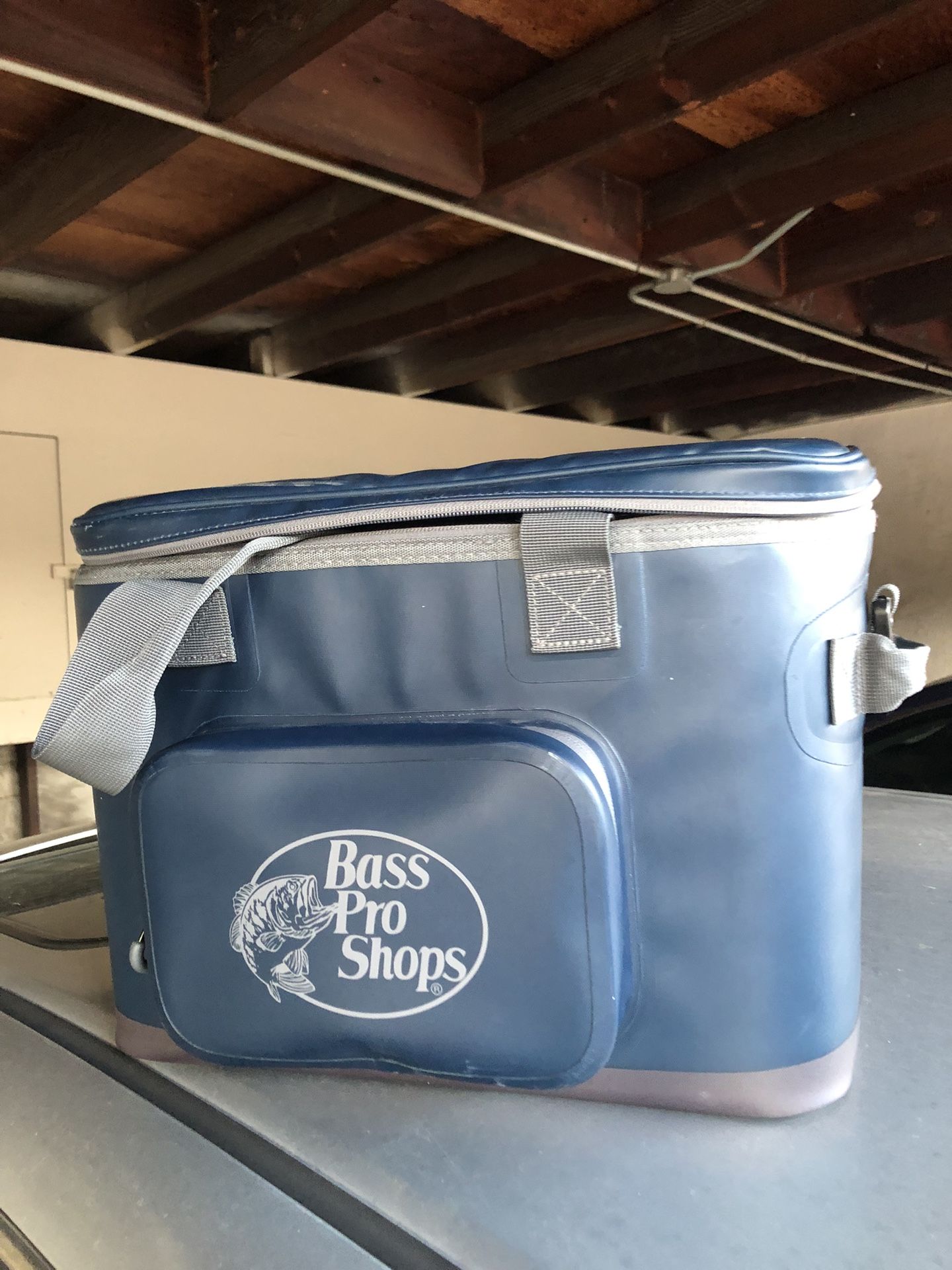 Bass Pro Shops Cooler