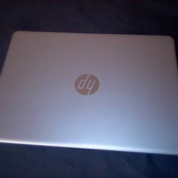 Compaq HP Laptop (14-dk0002dx)