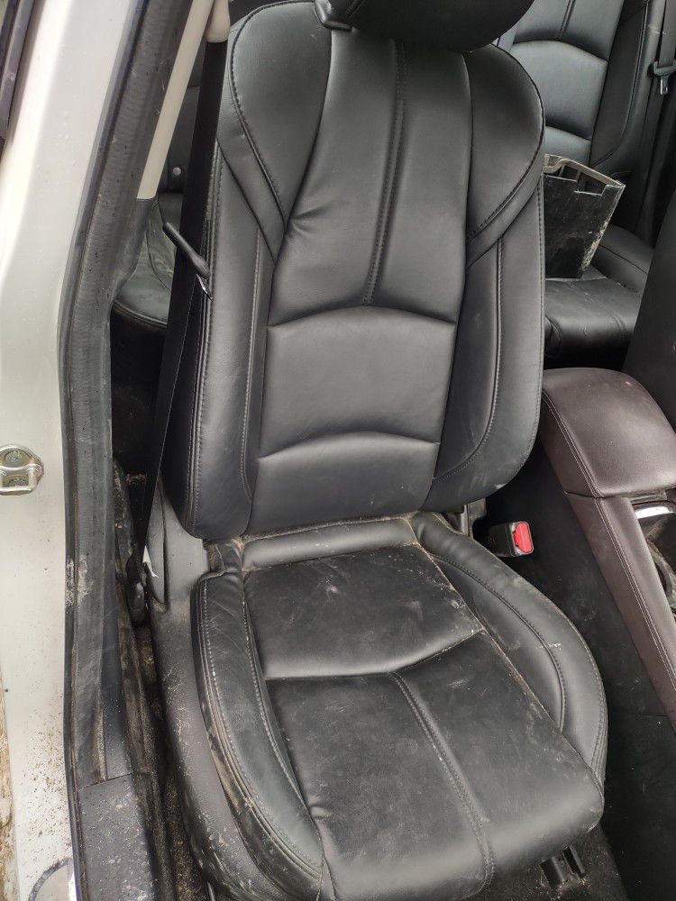 Parts 18 Mazda 3 Black Leather Seats. 17 19