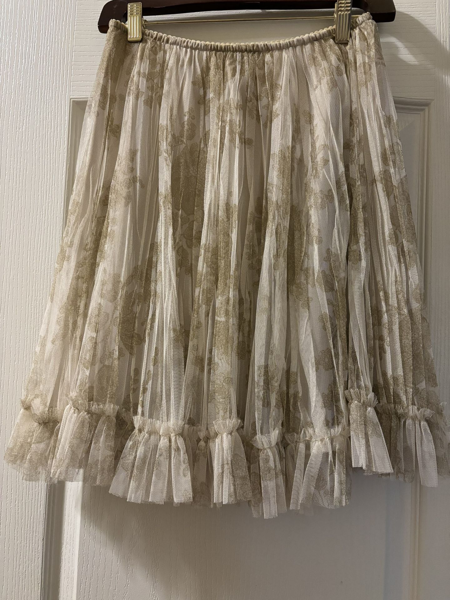 Brand New Tulle Skirt In Size Small