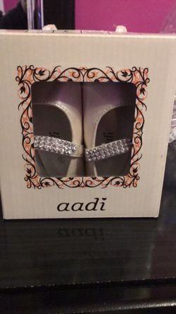 Baby girl shoes size 3