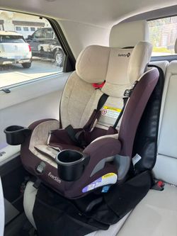 Safety 1st EverSlim 4-in-1 Convertible Car Seat,