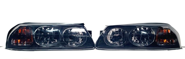 HEADLIGHTS  FOR 00-05 CHEVY IMPALA LS SS SMOKED