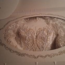 Vintage wedding dress. New.