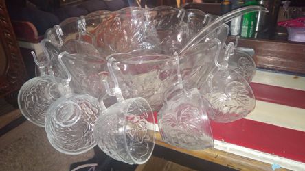 vintage punch bowl with cups 
