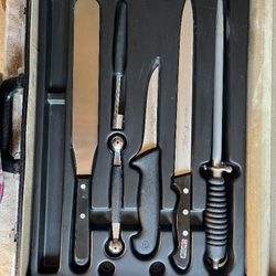 J.A. Henckels International Kitchen Set, Suitcase