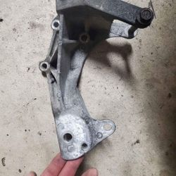 Mustang OEM Alternator Bracket