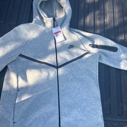 Grey Nike tech fleece hoodie