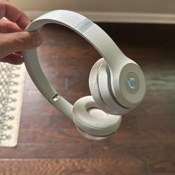 Beats Wireless Headphones 
