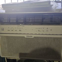 Toshiba Window AIR CONDITIONER 